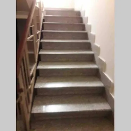 Apartamento Comodo In Zona E Strategica. Lamezia Terme