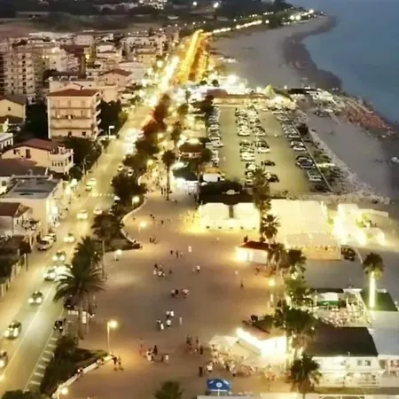 Apartment Comodo In Zona E Strategica. Lamezia Terme