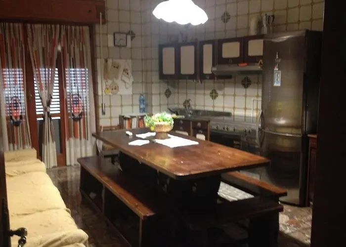 Comodo In Zona E Strategica. Apartamento Lamezia Terme